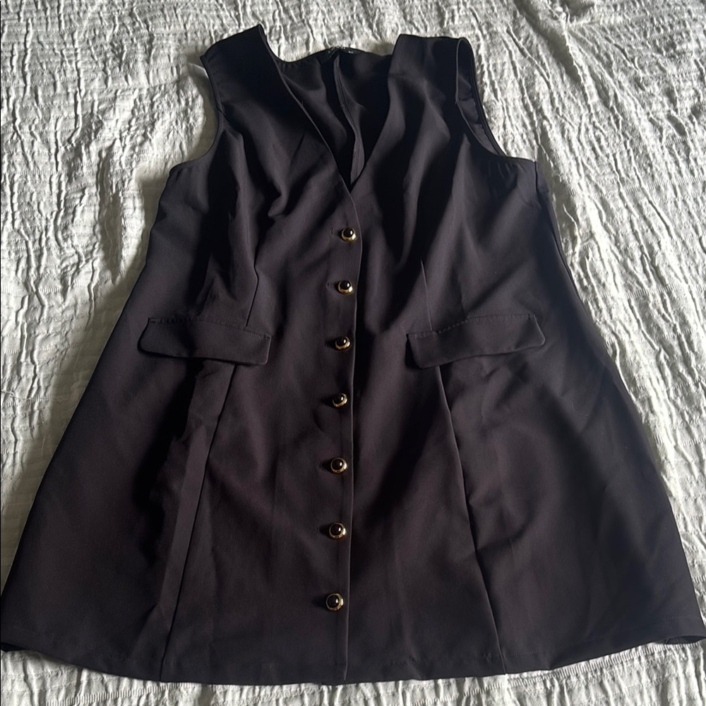 Elegant Black Sleeveless Dress